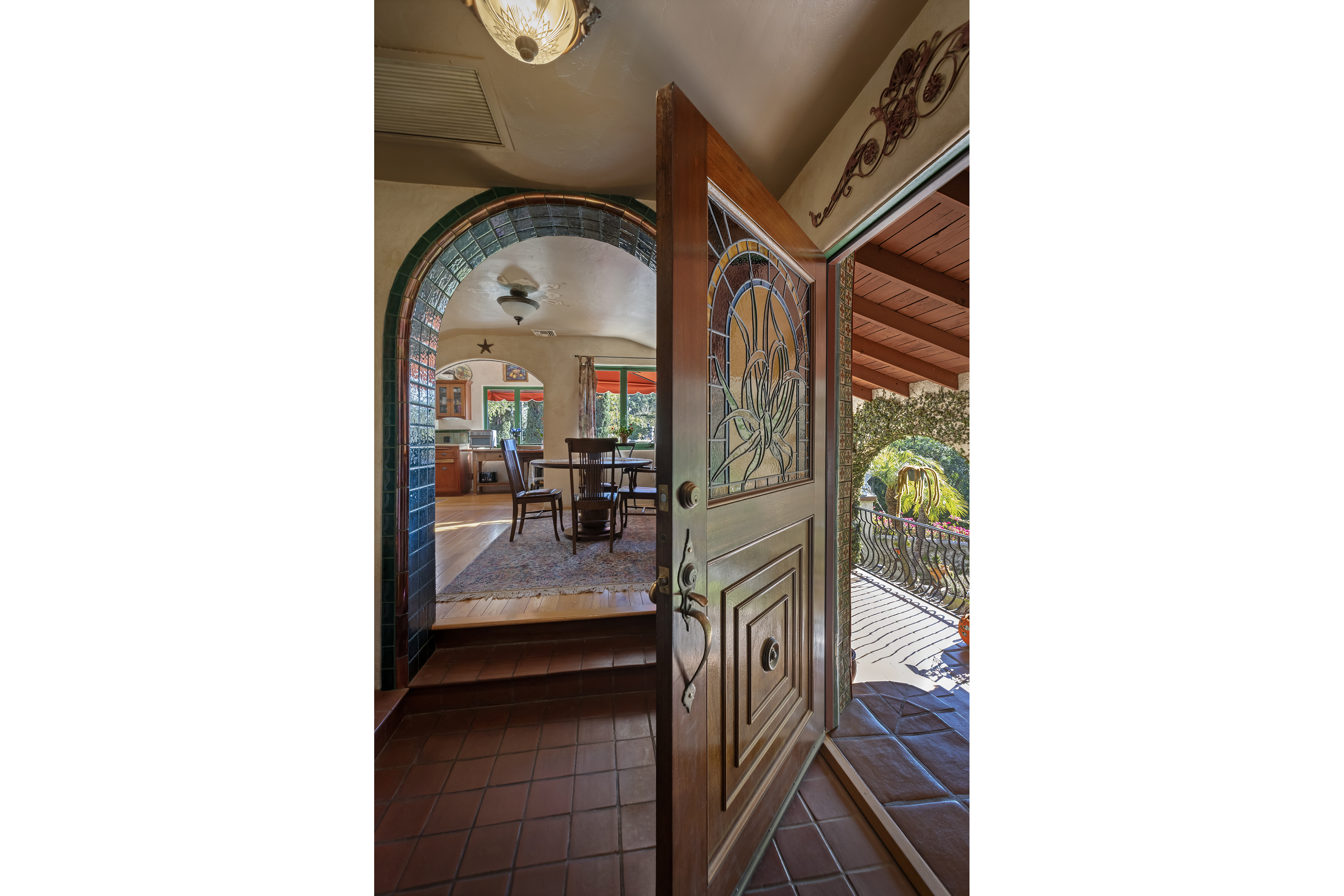 3290 Buckingham Road Glendale, CA 91206 - Photo 20 of 69