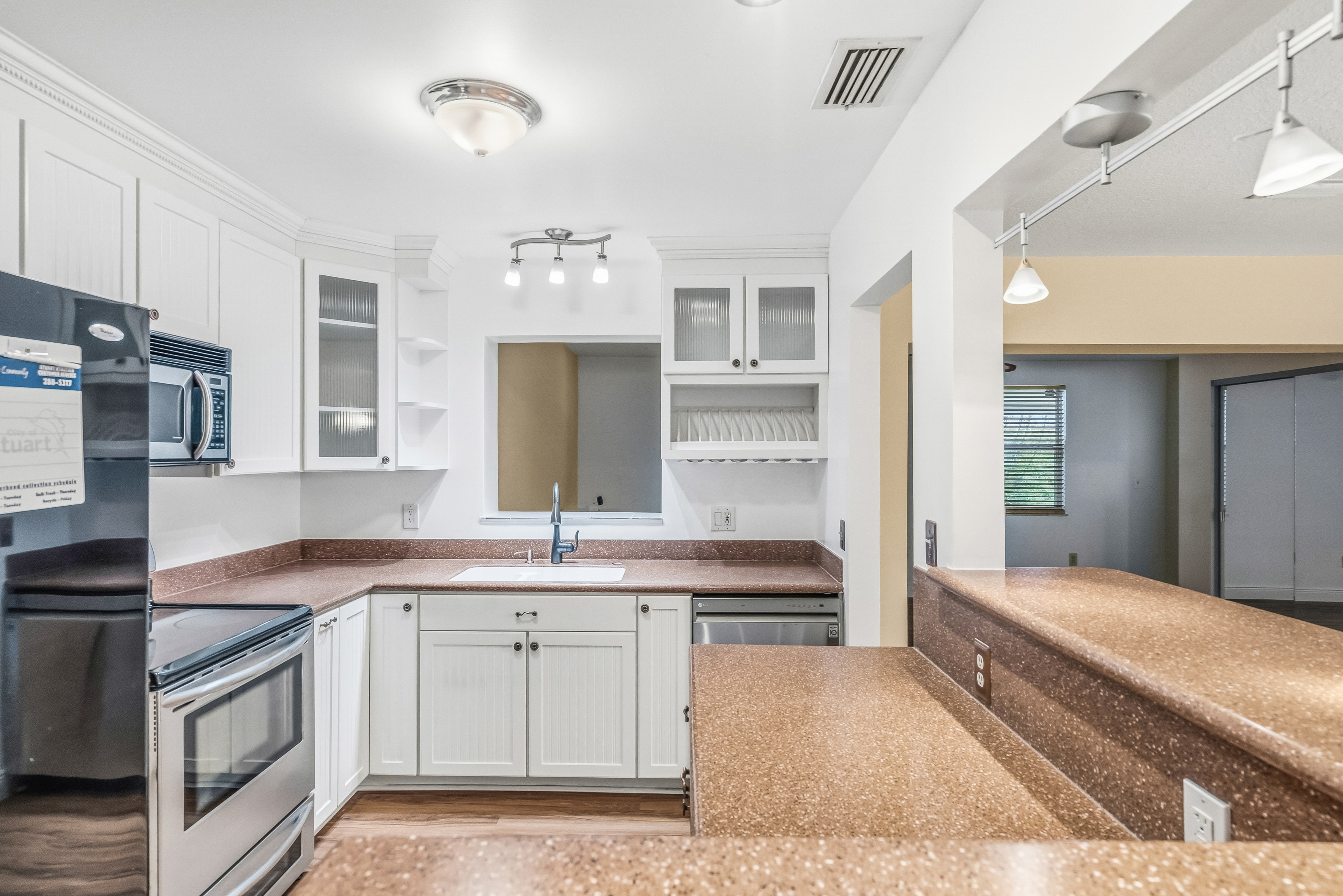 1202 Southeast Madison Avenue Stuart, FL 34996 - Photo 10 of 31