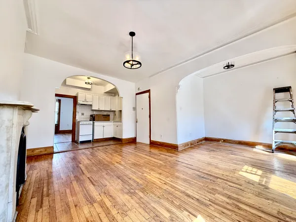 $3,295 | 1375 Pacific Street, Unit 3 | Crown Heights