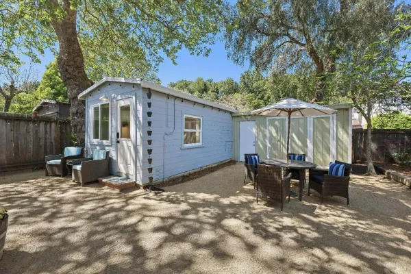 $1,395,000 | 142 Dominga Avenue, Fairfax, CA 94930