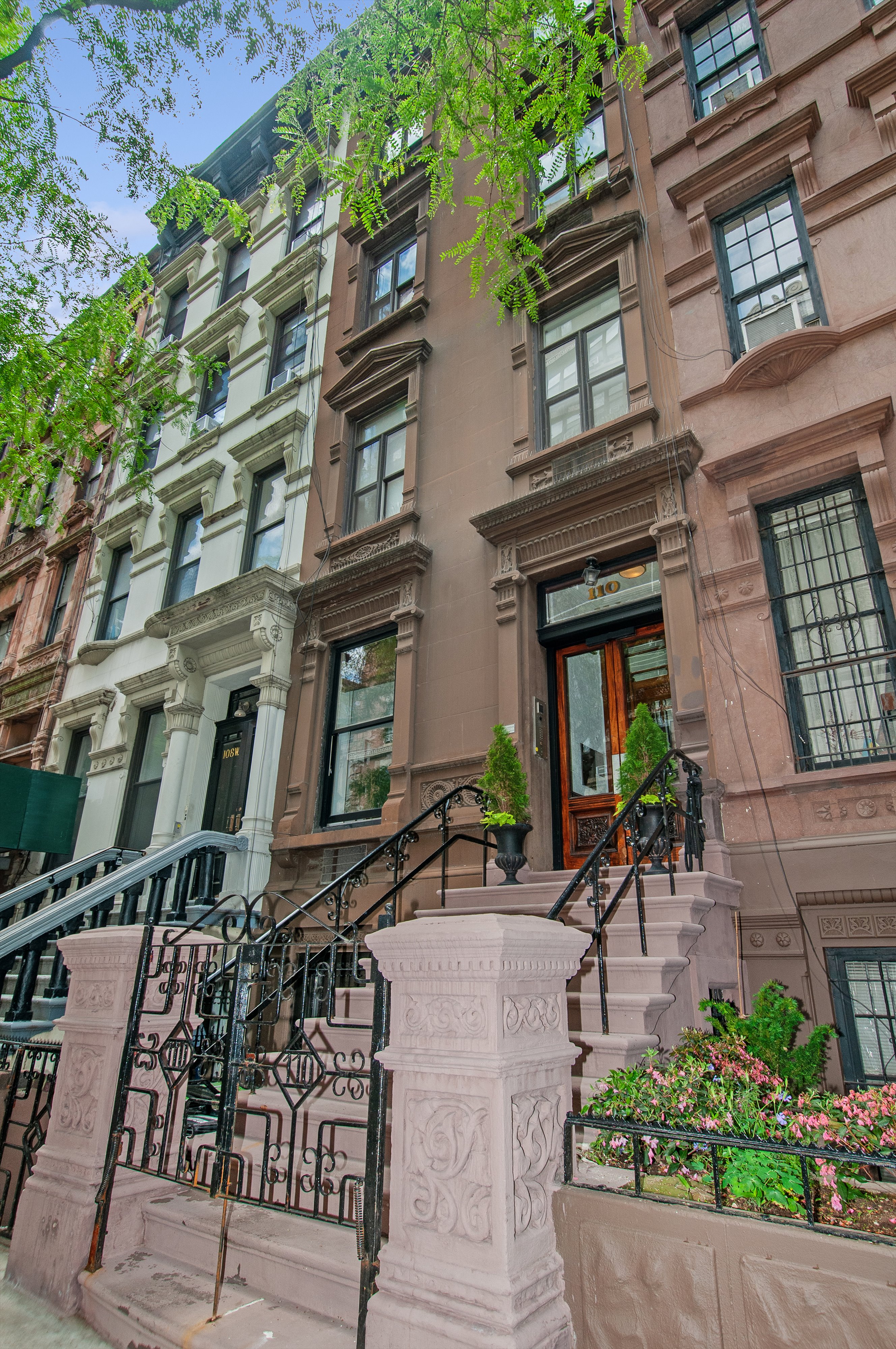 110 West 71st Street, Unit 2B Manhattan, NY 10023 - Photo 6 of 7