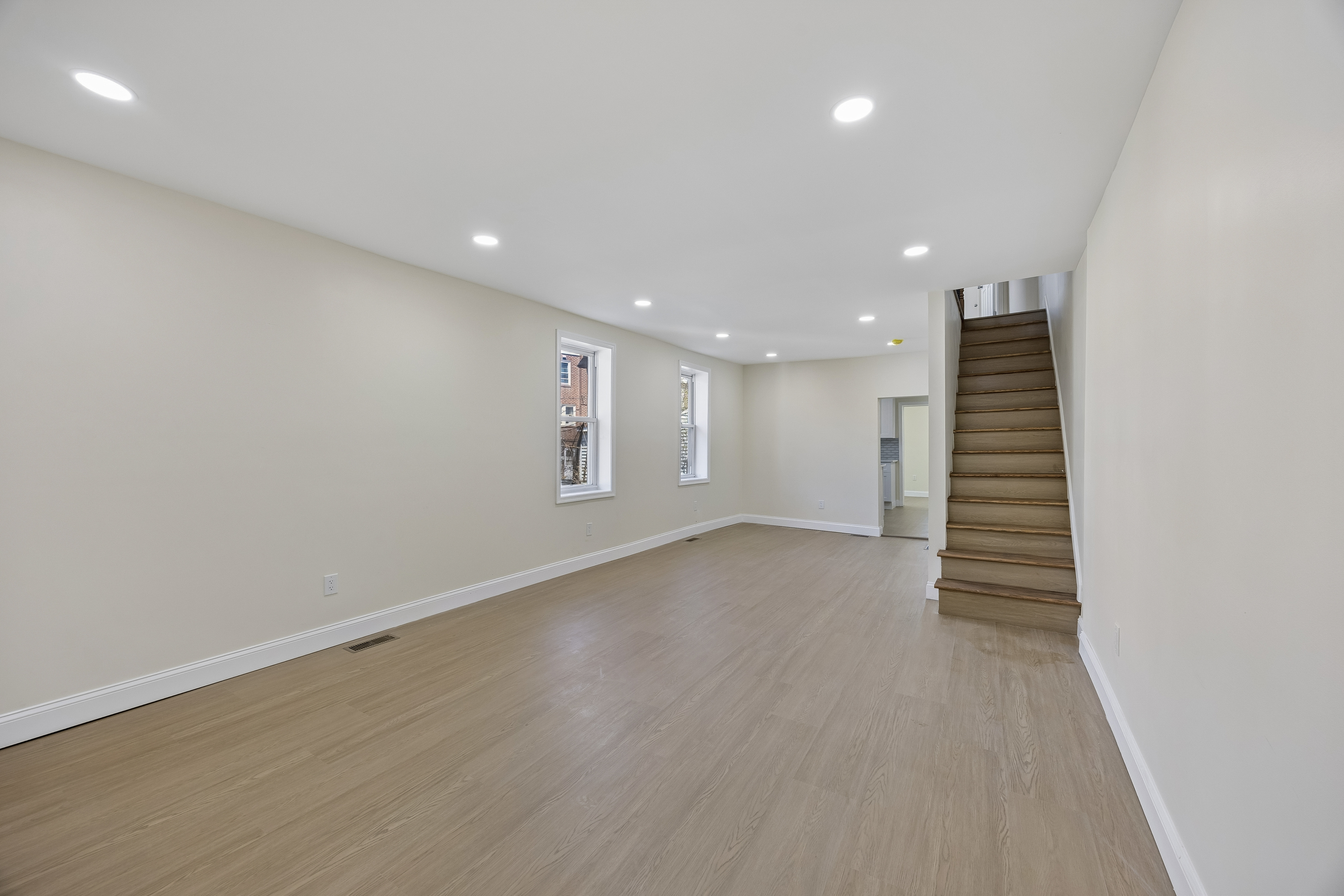 1051 Springfield Road Darby, PA 19023 - Photo 3 of 24