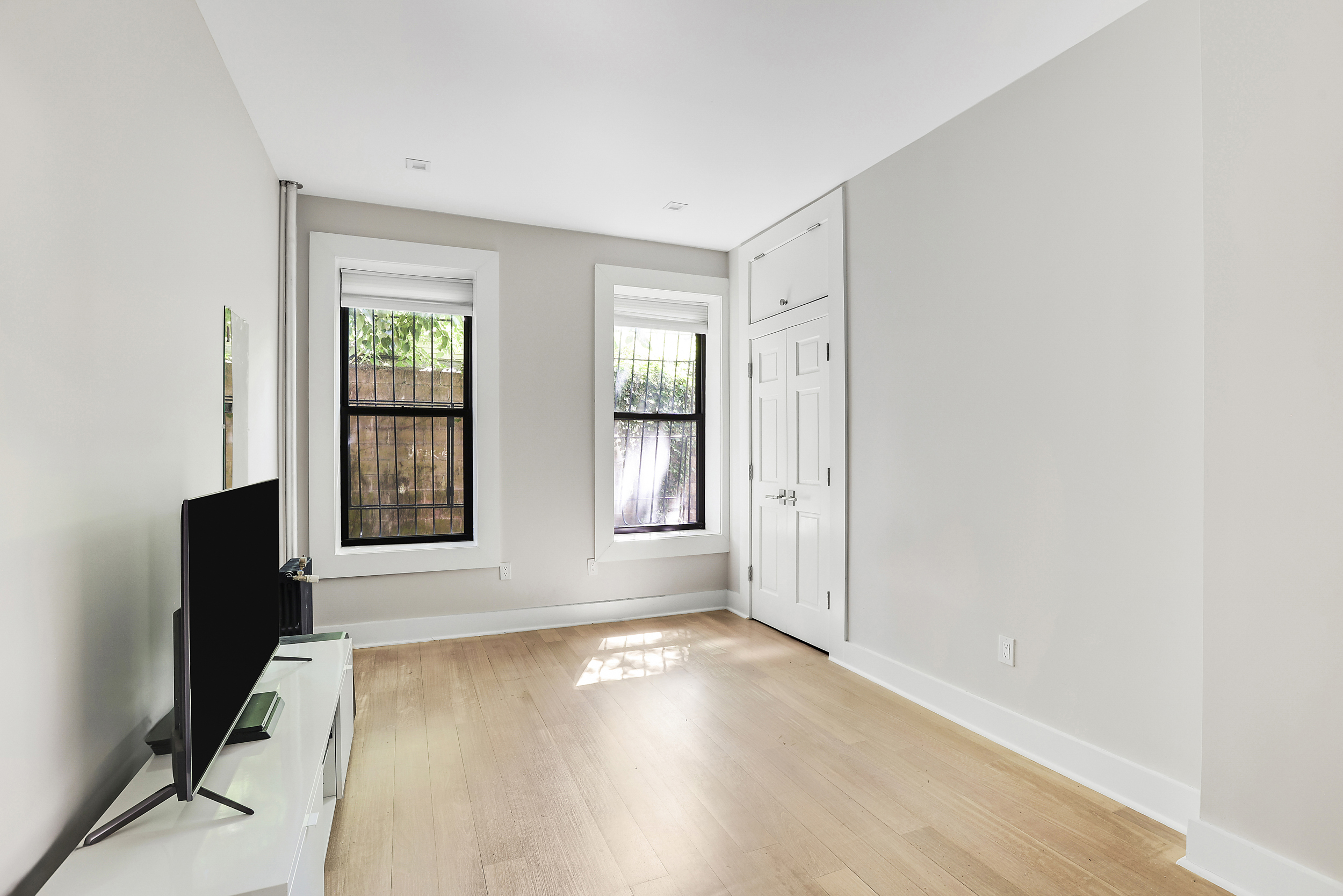 45 Argyle Road, Unit 1C Brooklyn, NY 11218 - Photo 4 of 6