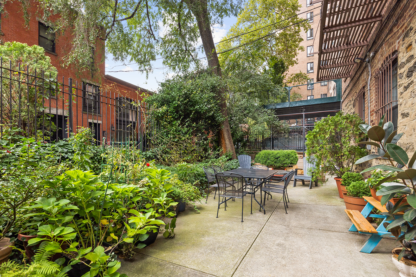 76 Remsen Street, Unit 6B Brooklyn, NY 11201 - Photo 8 of 10