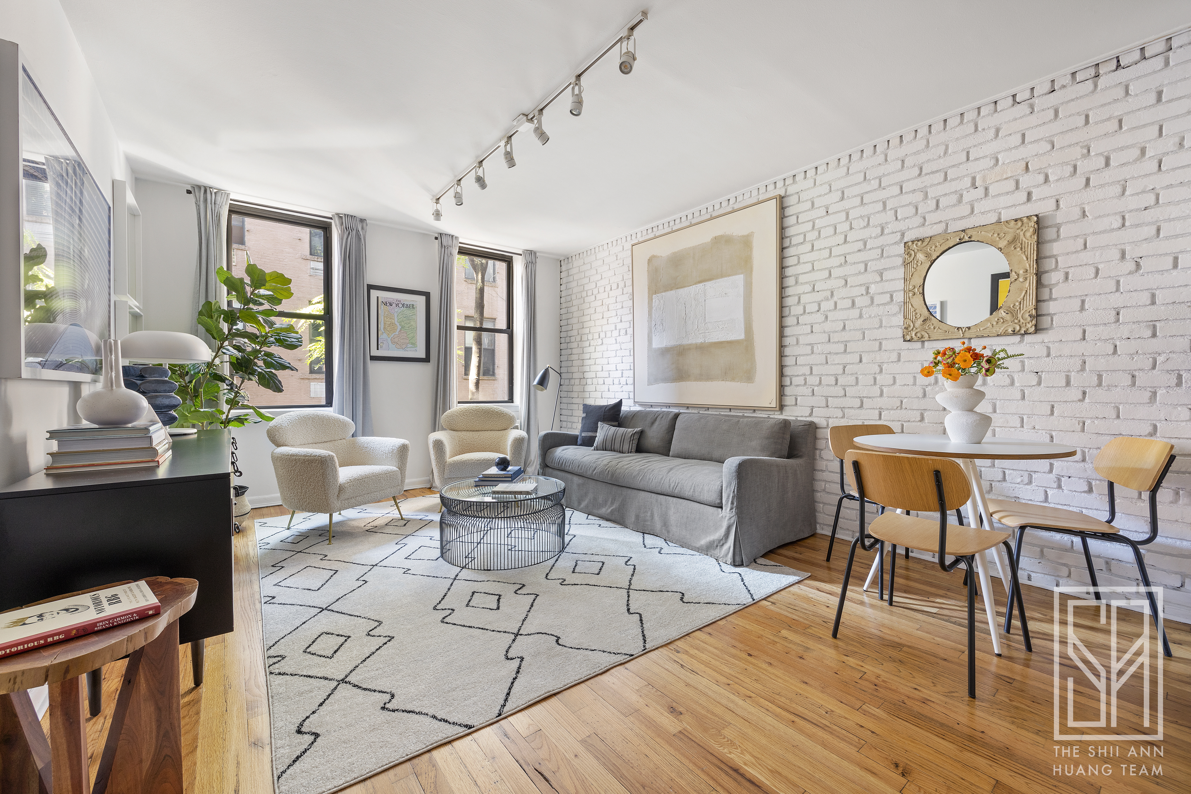 430 East 77th Street, Unit 4A Manhattan, NY 10075 - Photo 2 of 8