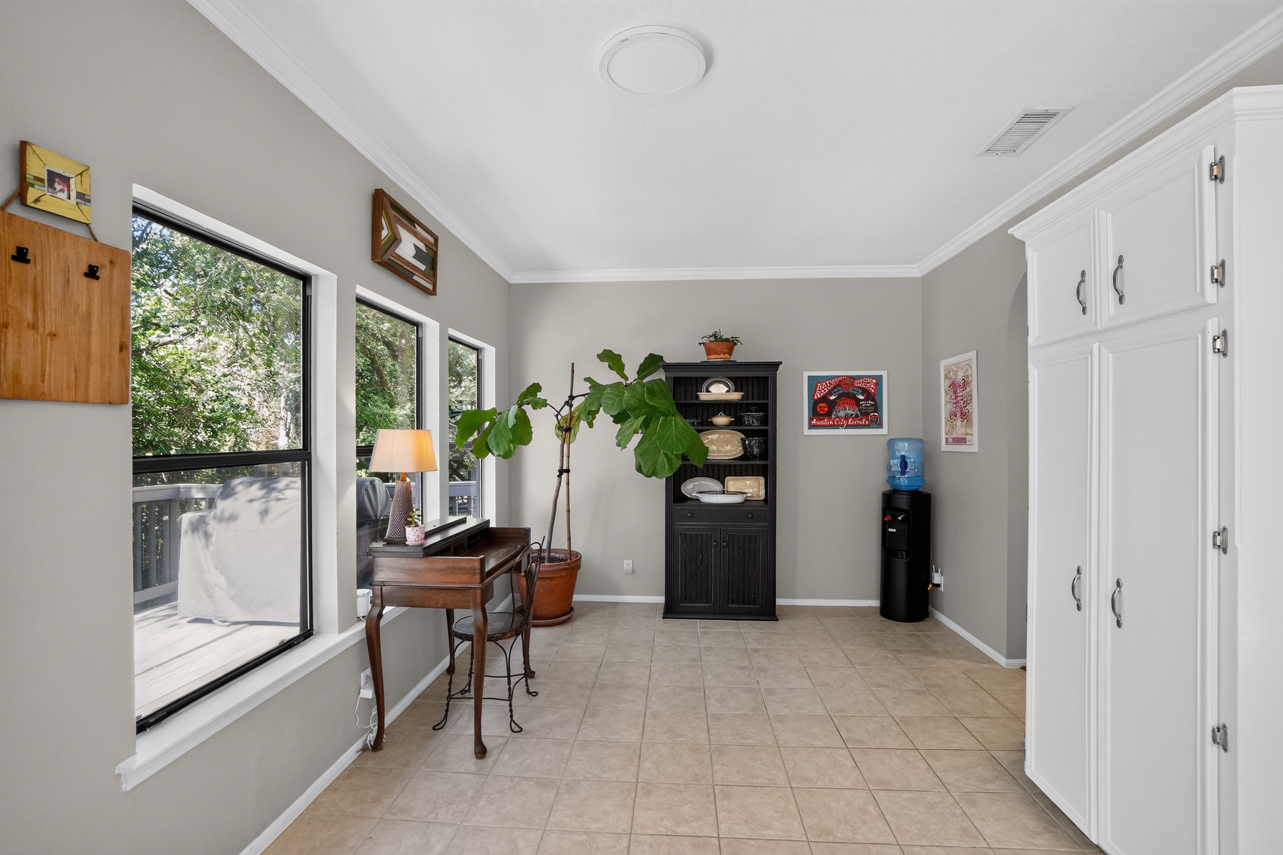 1911 Stoneridge Road Austin, TX 78746 - Photo 11 of 26 Gallery Image 11