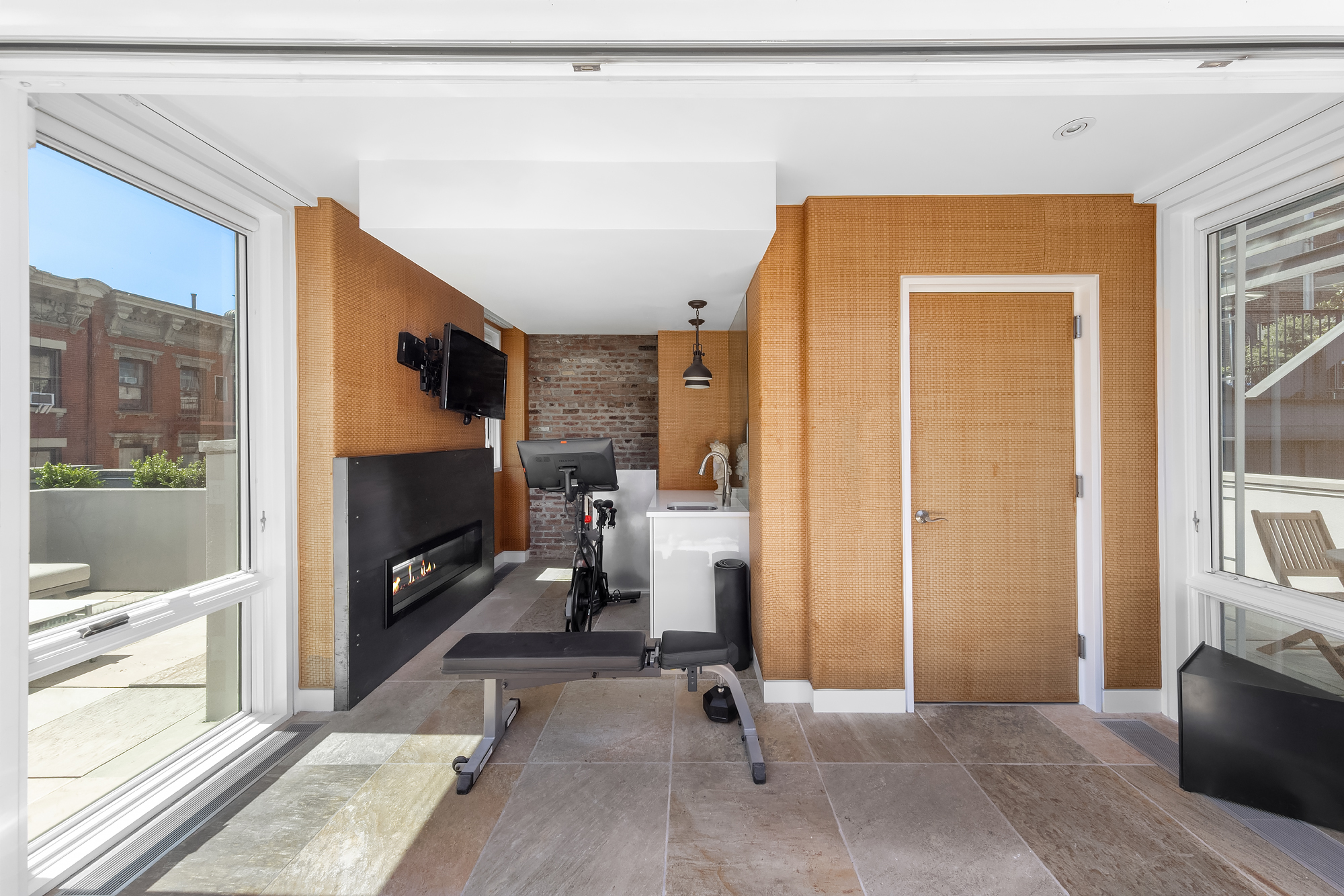 21 Cornelia Street Manhattan, NY 10014 - Photo 18 of 26