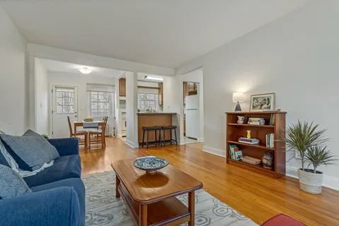 Contact Agent | 40 A Meadowbrook Place, Maplewood, NJ 07040