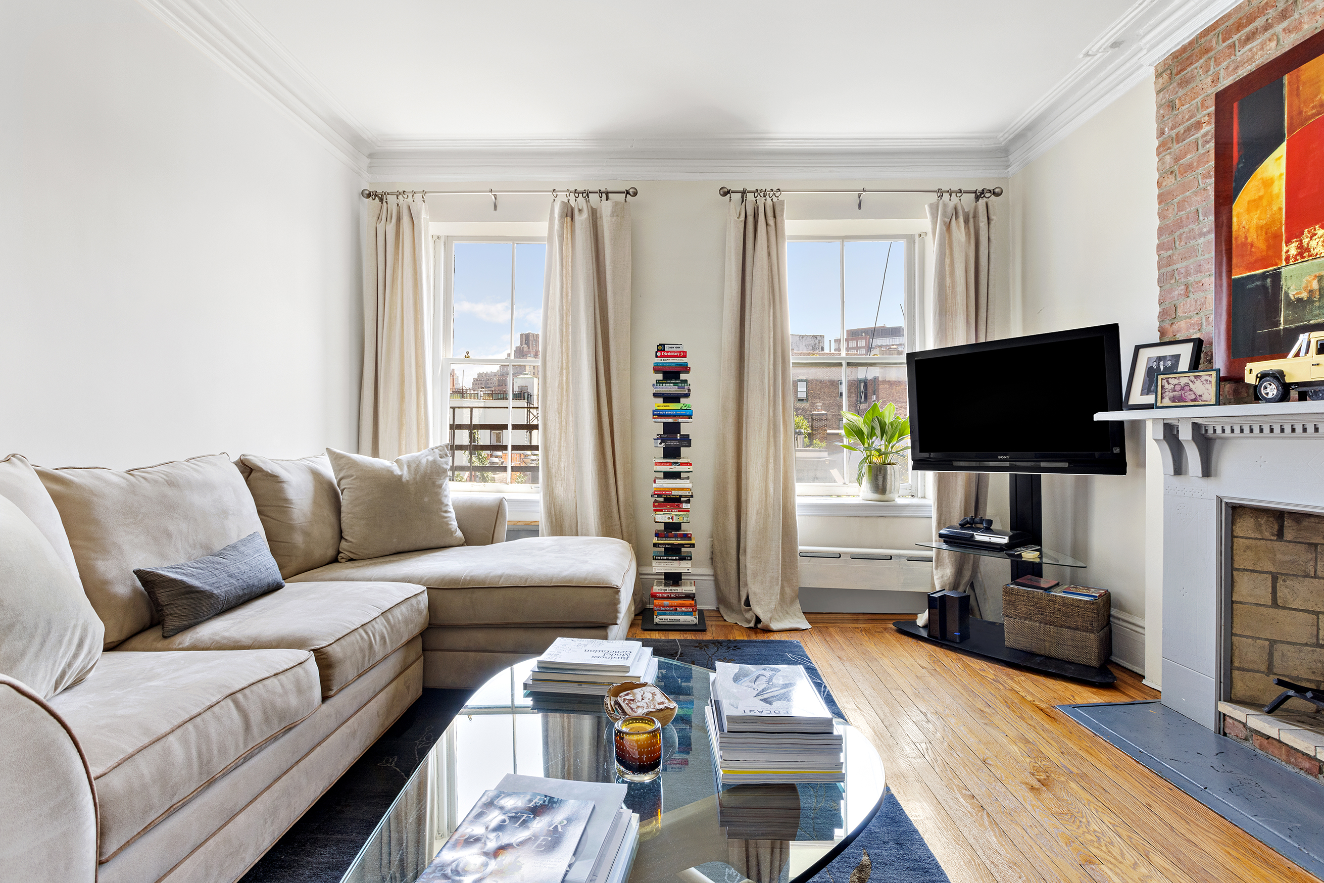 306 West 4th Street, Unit E3 Manhattan, NY 10014 - Photo 1 of 13