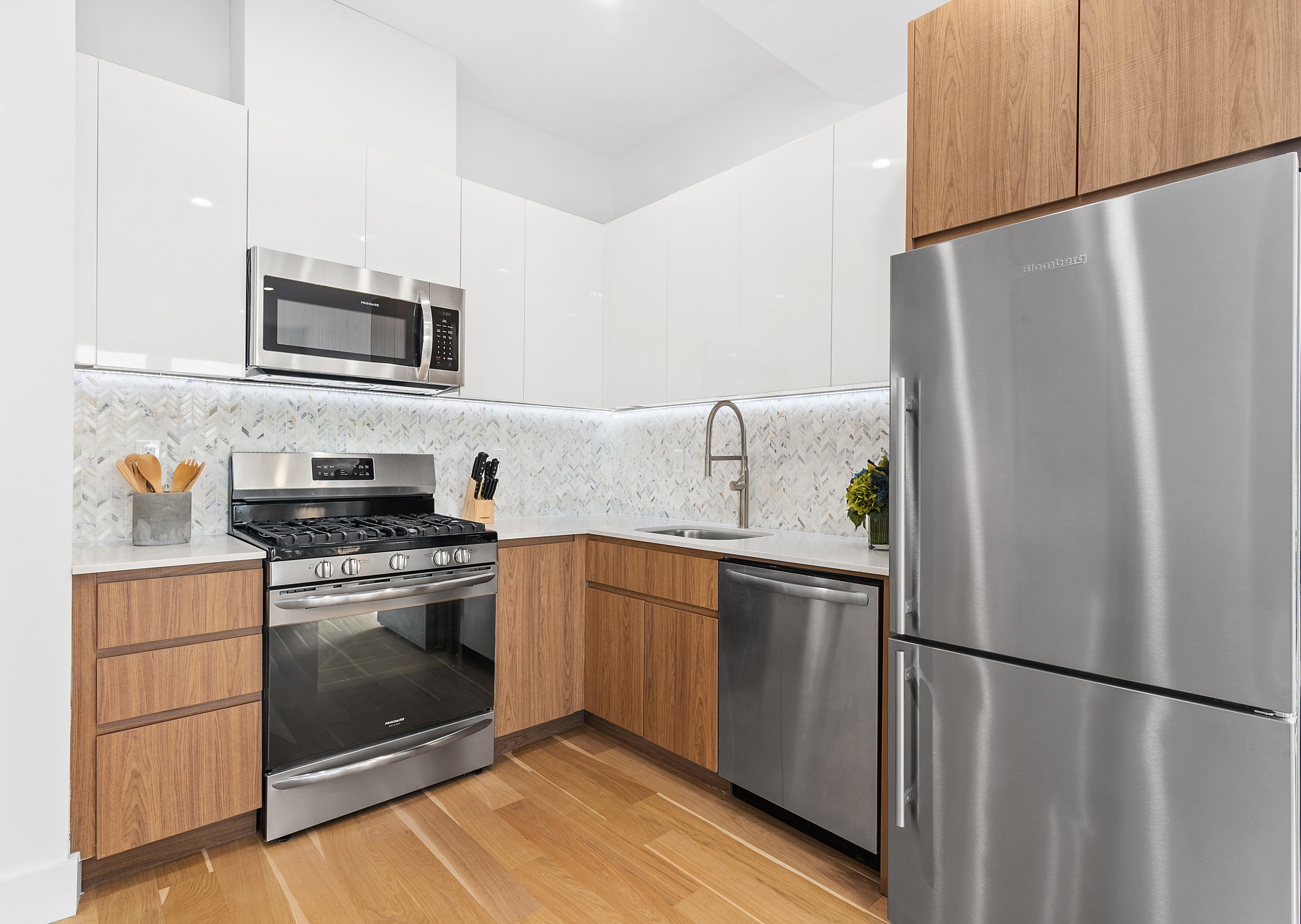 322 Gates Avenue, Unit 2A Brooklyn, NY 11216 - Photo 3 of 10