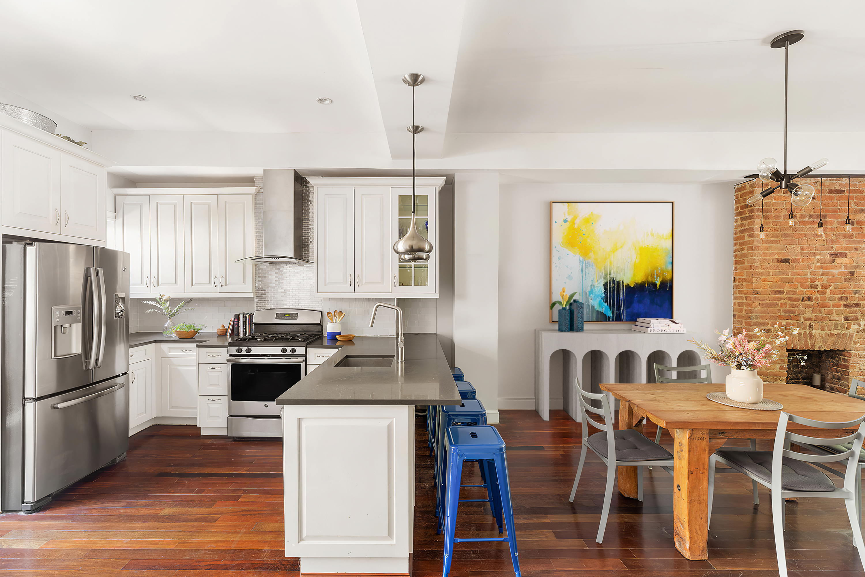 949 Gates Avenue Brooklyn, NY 11221 - Photo 2 of 19