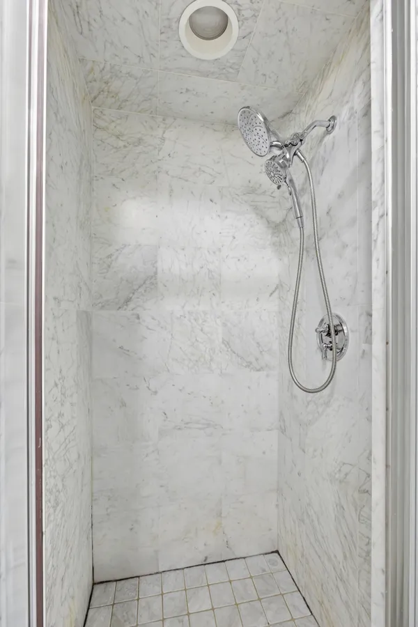 $1,299,000 | 392 11th Street, Unit 3A | Park Slope