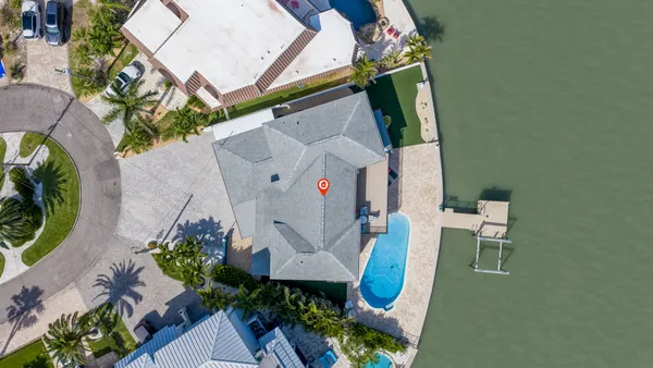 $2,200,000 | 16123 6th Street East, Redington Beach, FL 33708