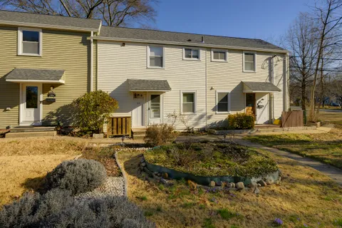 $200,000 | 8 L Southway, Greenbelt, MD 20770