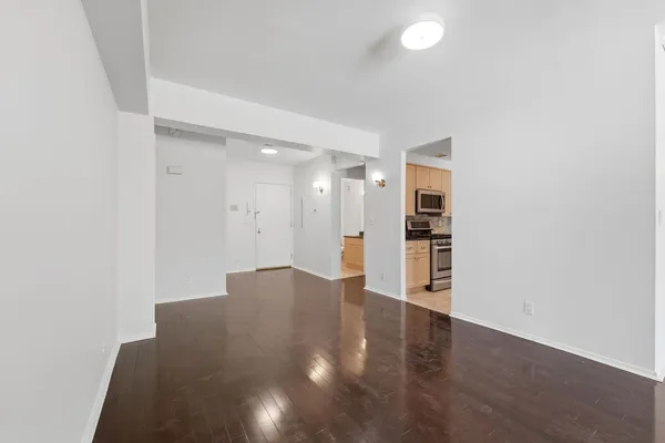$370,000 | 609 West South Orange Avenue, Unit 4U, South Orange, NJ 07079