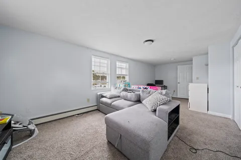 Contact Agent | 202 Commercial Street, Weymouth, MA 02188
