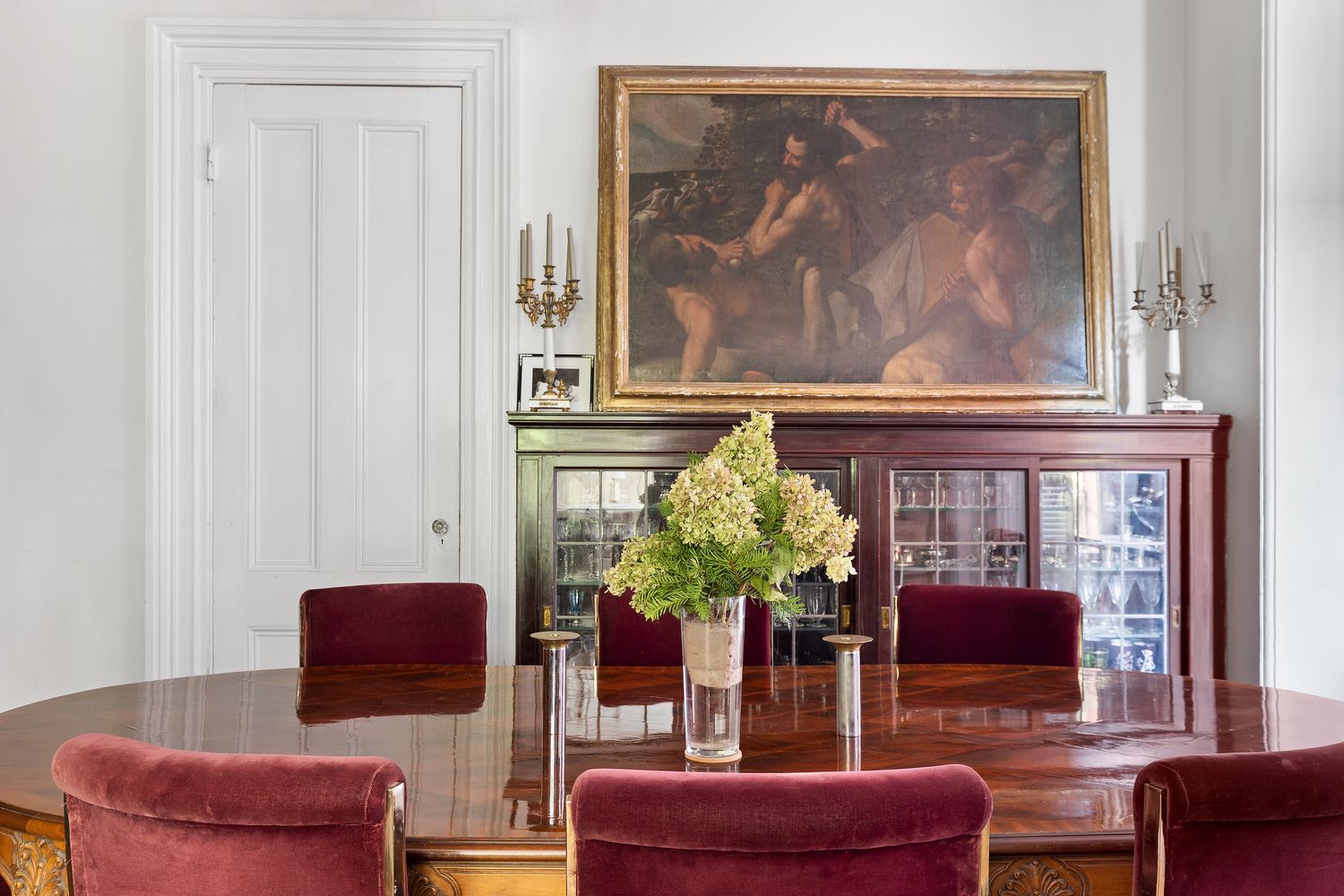 315 Washington Avenue Brooklyn, NY 11205 - Photo 10 of 38 a living room with furniture and flowers