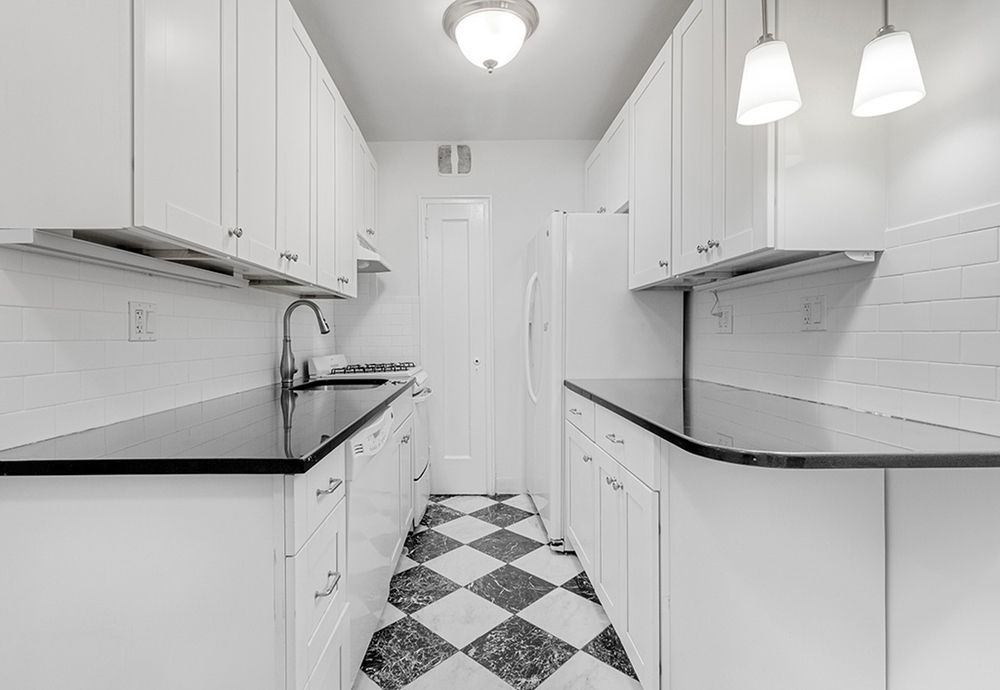 330 East 58th Street, Unit 2D Manhattan, NY 10022 - Photo 3 of 6