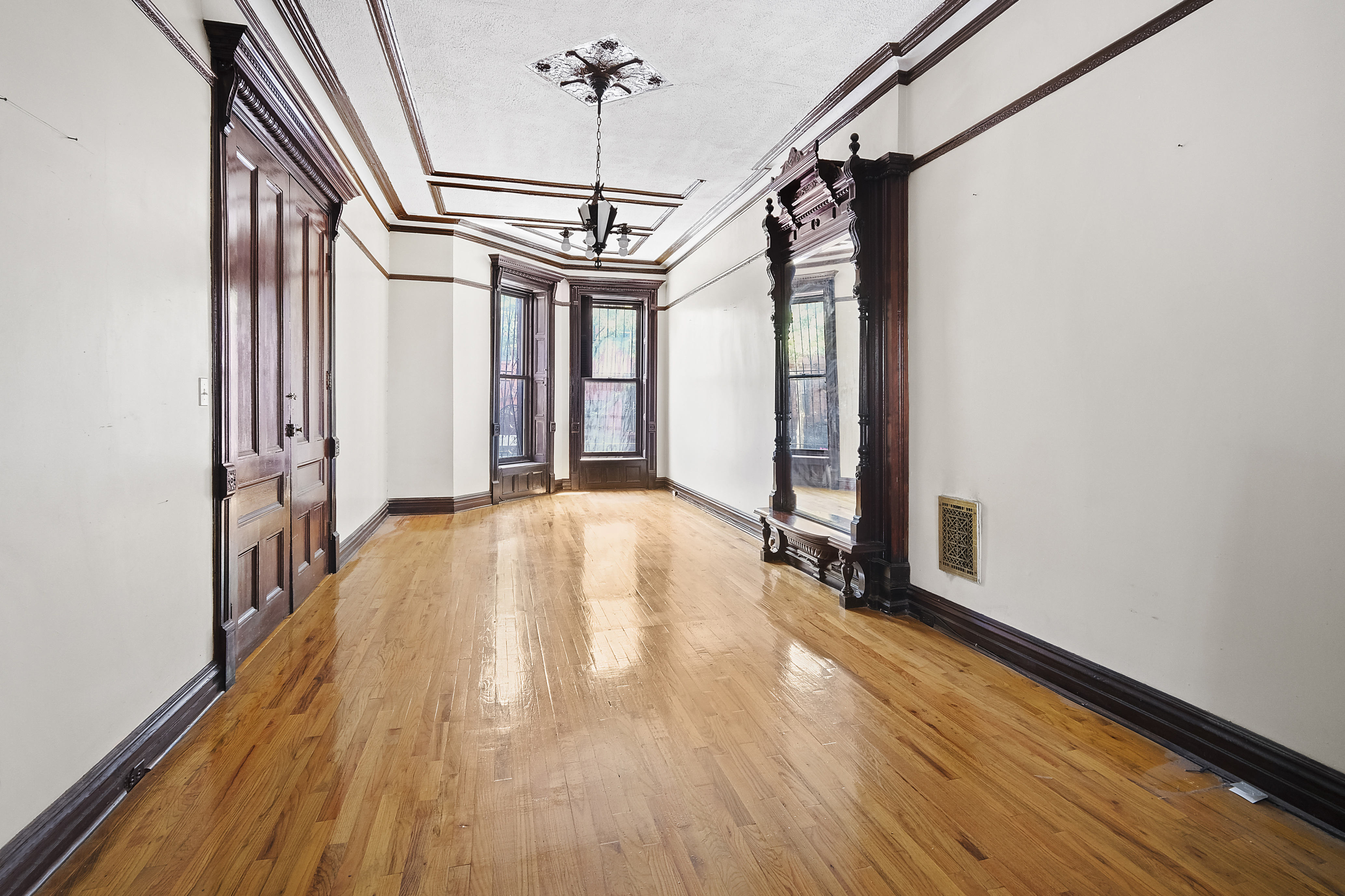 551 Madison Street Brooklyn, NY 11221 - Photo 5 of 12