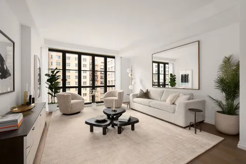 $2,495,000 | 250 West 96th Street, Unit 8F | Upper West Side