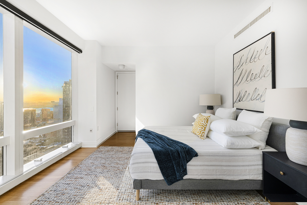 25 Columbus Circle, Unit 52D Manhattan, NY 10019 - Photo 12 of 14