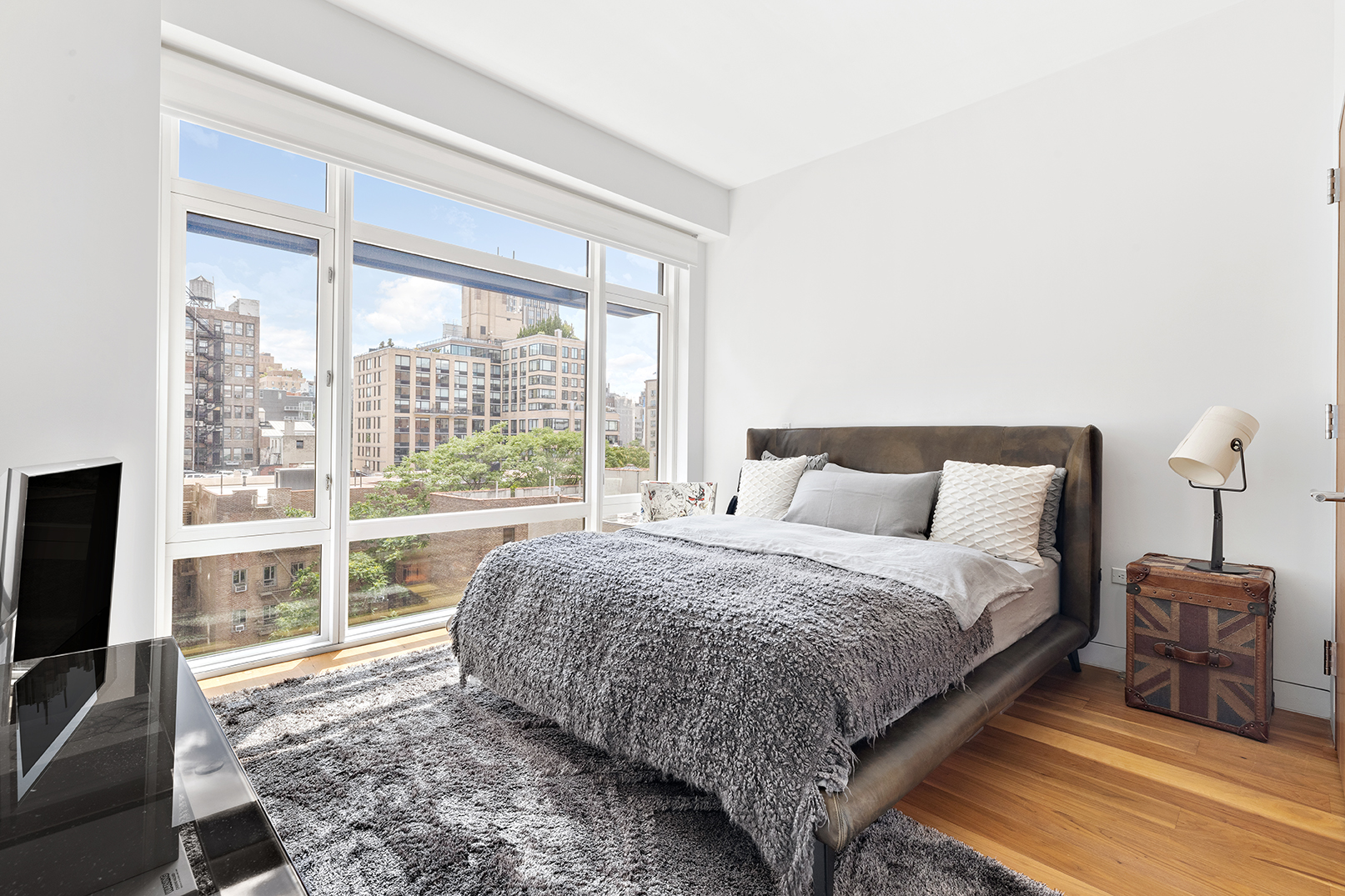 151 West 21st Street, Unit 8C Manhattan, NY 10011 - Photo 4 of 8