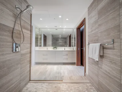 $3,495,000 | 1555 Kapiolani Boulevard, Unit 2002, Honolulu, HI 96814