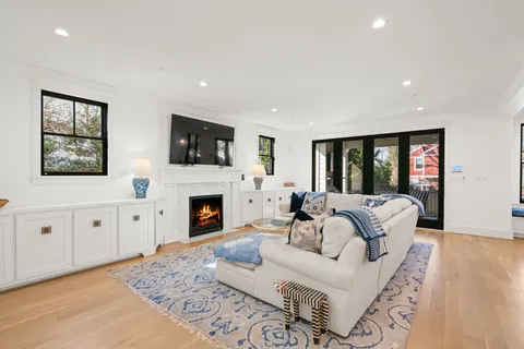 $2,289,000 | 4529 Rosedale Avenue, Bethesda, MD 20814