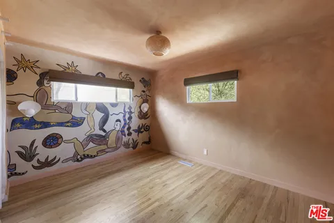 $825,000 | 10623 Woodward Avenue, Sunland, CA 91040