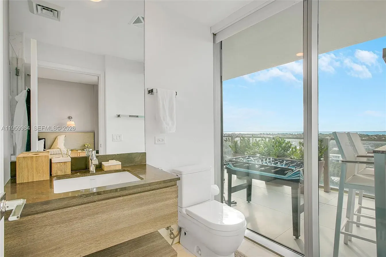 $45,000 | 350 Ocean Drive, Unit 1202N, Key Biscayne, FL 33149