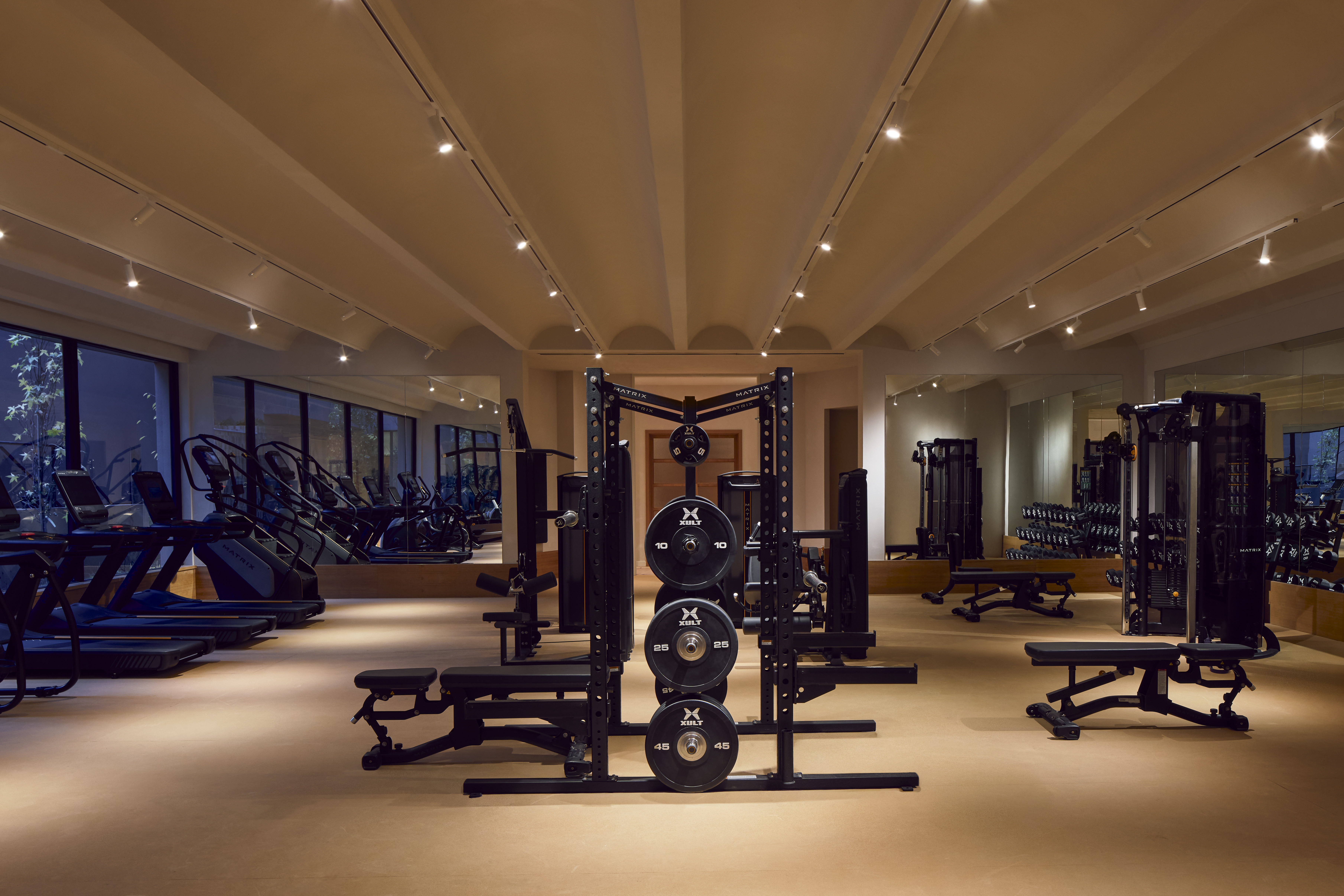 323 Bergen Street, Unit PH706E Brooklyn, NY 11217 - Photo 16 of 31 a view of a room with gym equipment