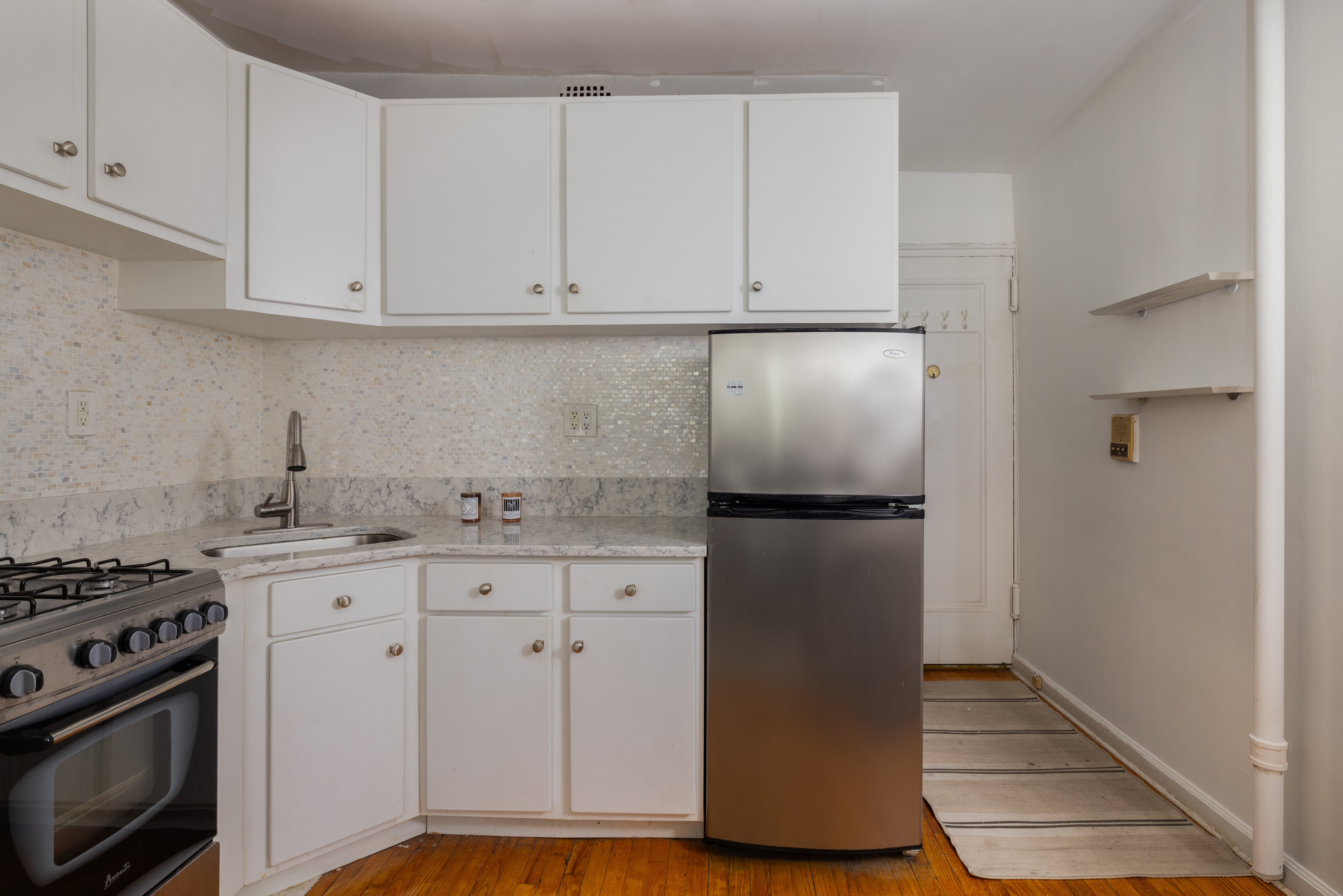 20 Jane Street, Unit 3A Manhattan, NY 10014 - Photo 4 of 6