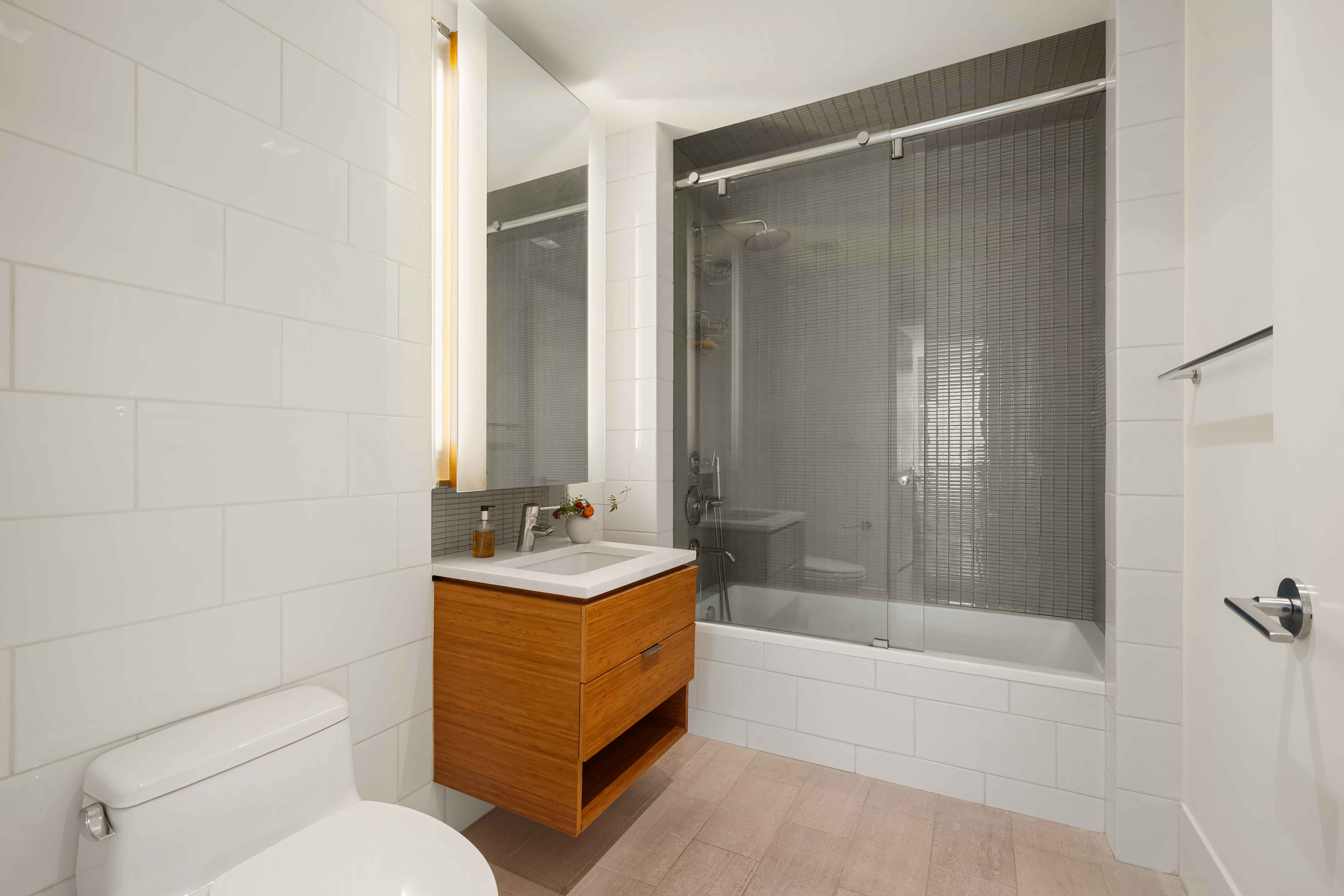 303 East 33rd Street, Unit 7N Manhattan, NY 10016 - Photo 8 of 14
