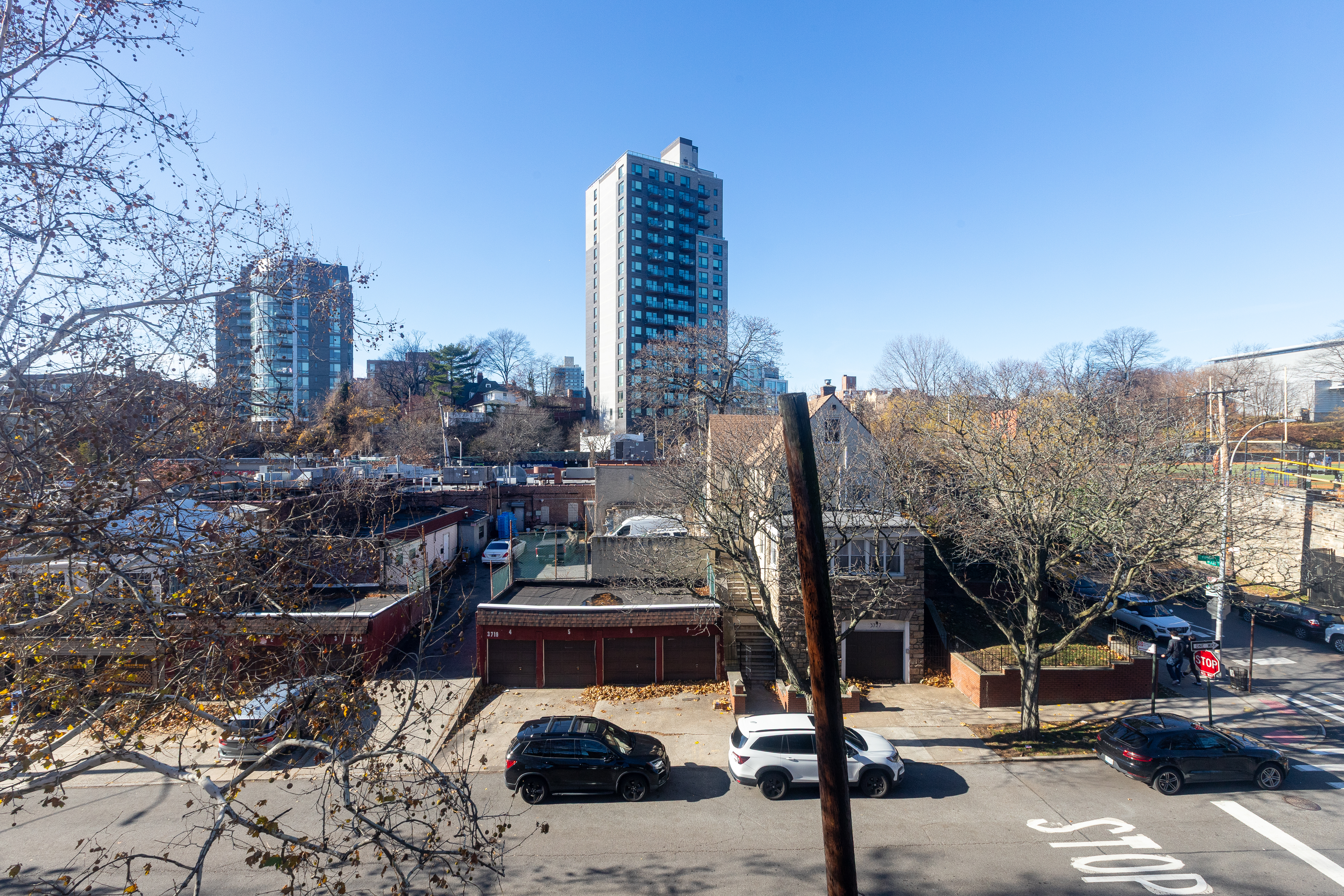 474 West 238th Street, Unit 4I Bronx, NY 10463 - Photo 19 of 20