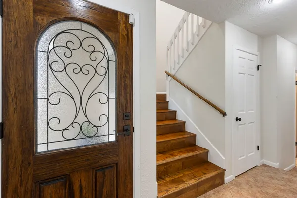 $449,000 | 3930 Knollcrest Drive, Montgomery, TX 77356