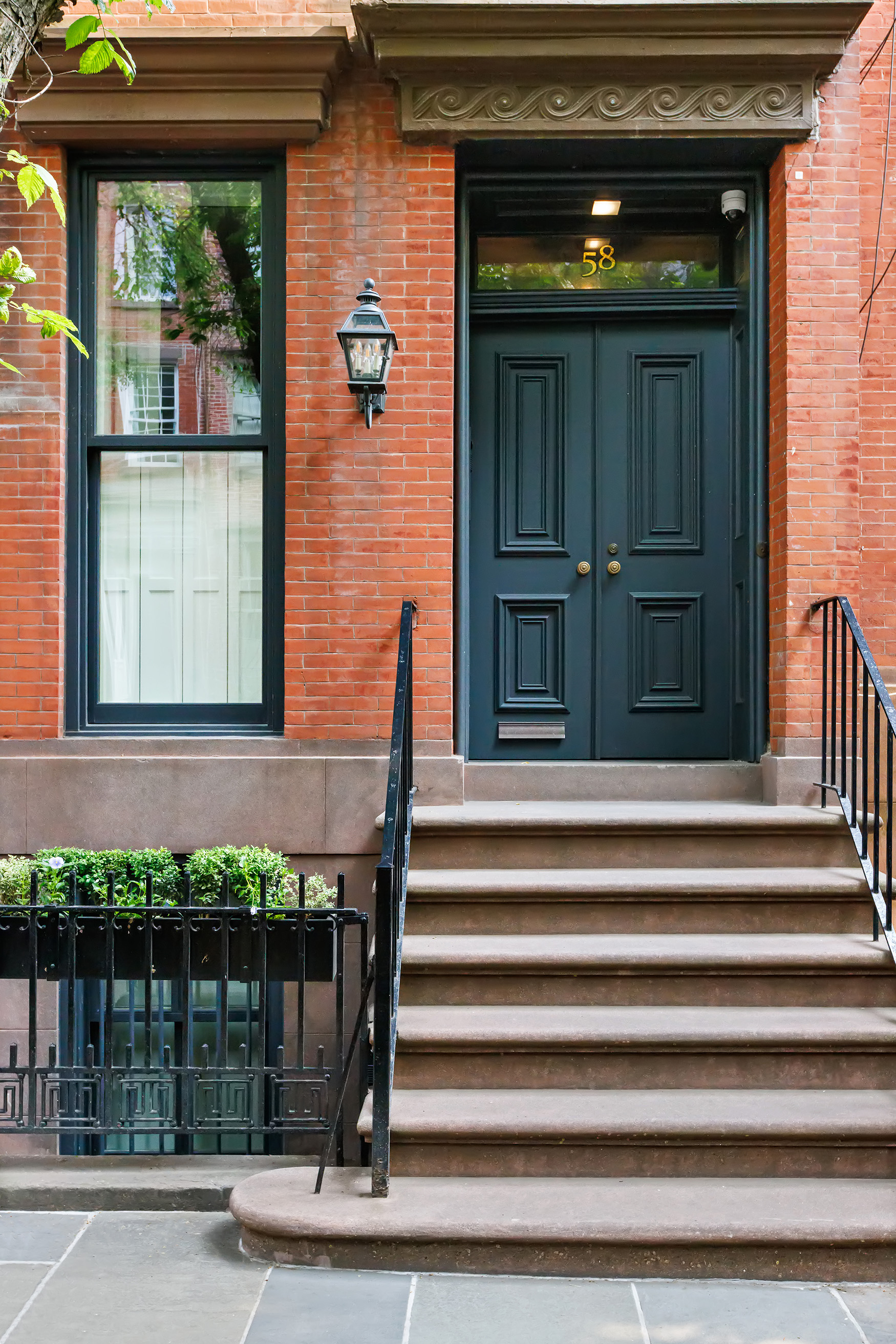 58 Bank Street Manhattan, NY 10014 - Photo 29 of 32