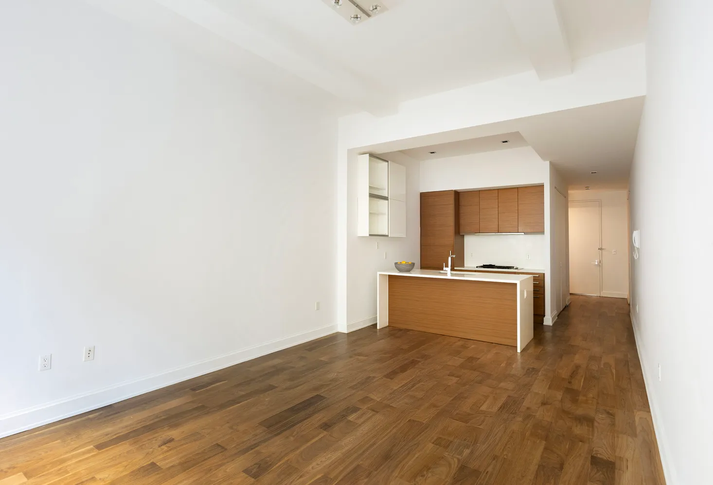 $4,650 | 140 West 22nd Street, Unit 2B | Chelsea