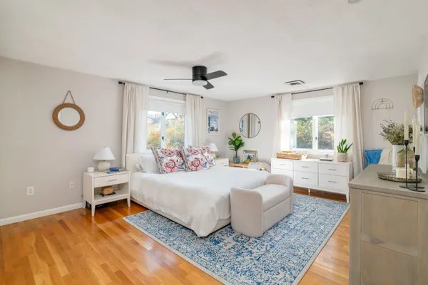 $1,250,000 | 255 Elm Street, Marshfield, MA 02050