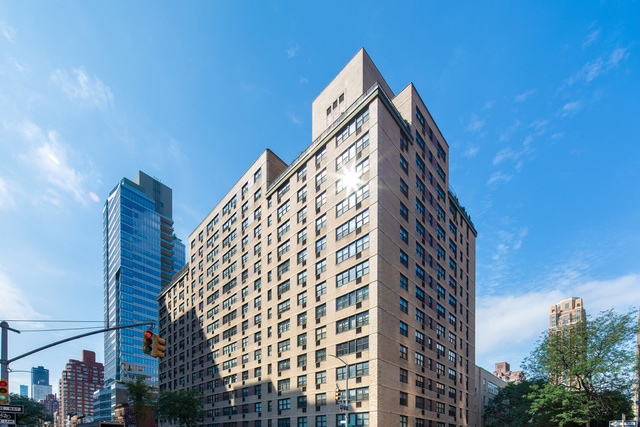 240 East 76th Street, Unit 14A Manhattan, NY 10021 - Photo 8 of 8 a front view of a building