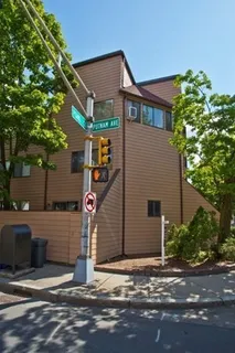 $1,250,000 | 266-276 Pearl Street, Unit F, Cambridge, MA 02139
