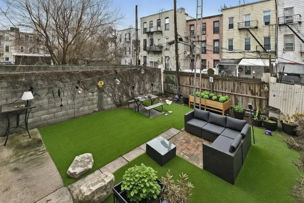 $4,250 | 319 Menahan Street, Unit 1R | Bushwick