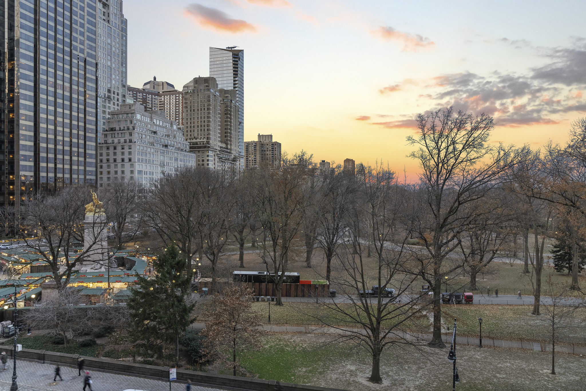 230 Central Park South, Unit 6DE Manhattan, NY 10019 - Photo 22 of 23 a view of a city
