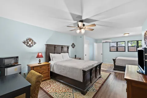 $3,895,000 | 110 Oak Drive, Wimberley, TX 78676