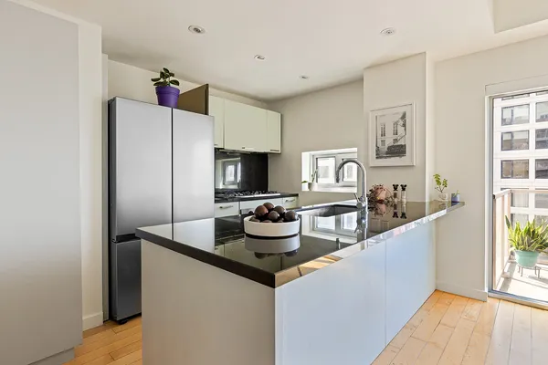 $1,500,000 | 560 Carroll Street, Unit 5B | Park Slope