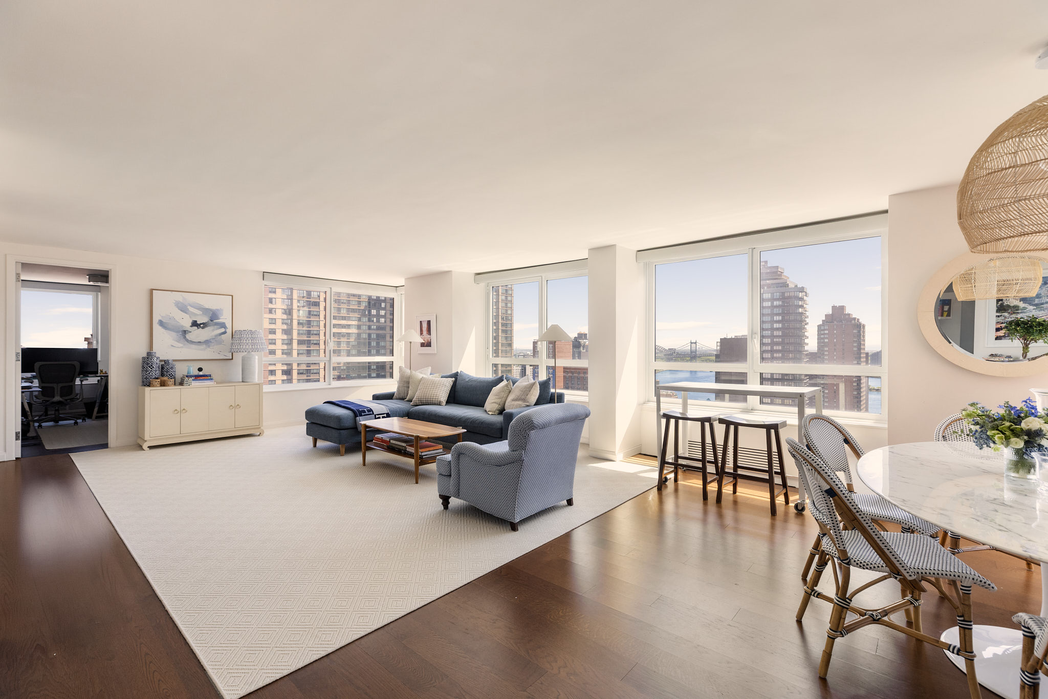 200 East 94th Street, Unit 1917 Manhattan, NY 10128 - Photo 2 of 27