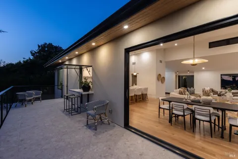 $2,850,000 | 559 East Spring Street, Napa, CA 94559