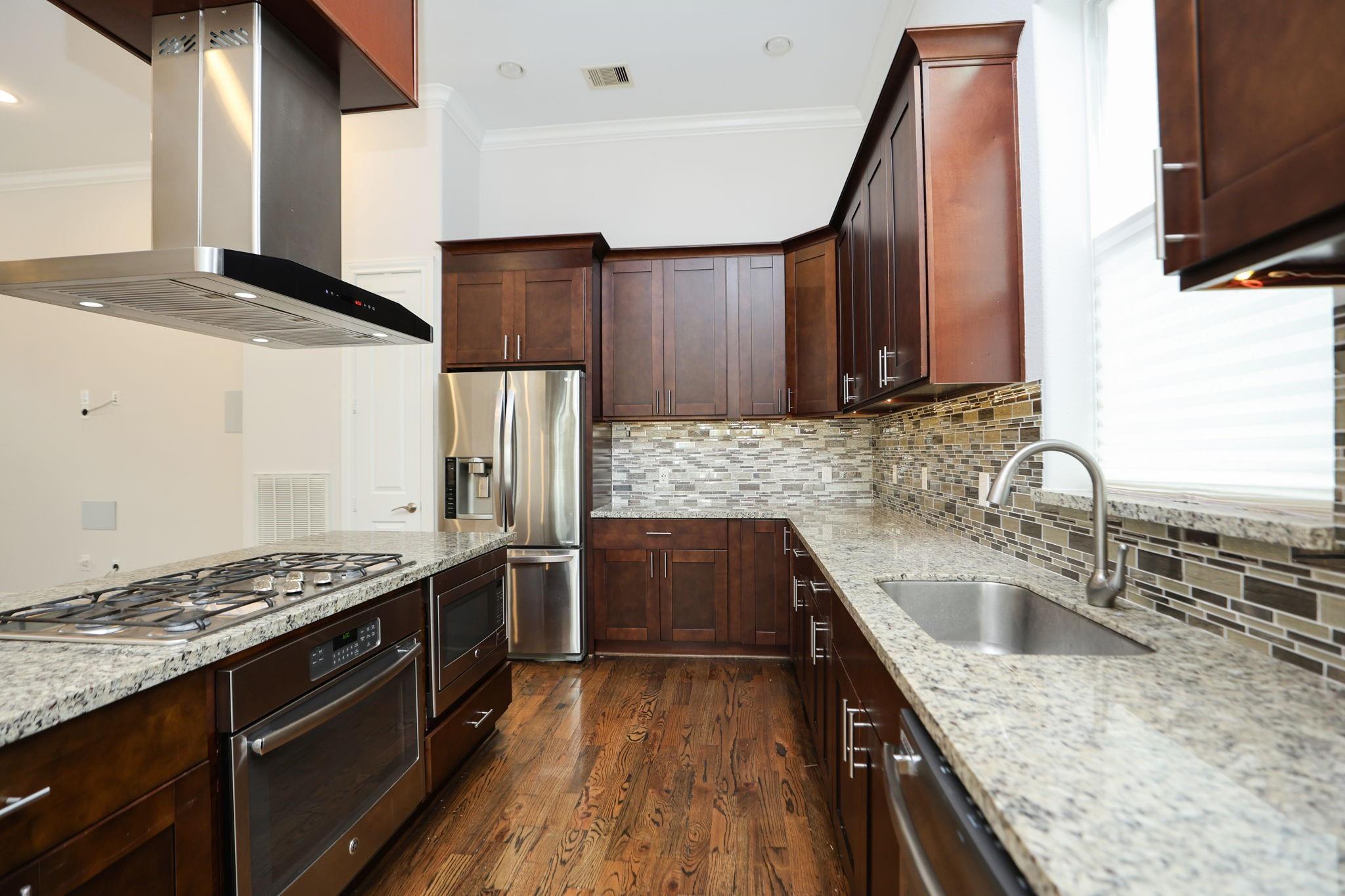 2212 Stuart Street Houston, TX 77004 - Photo 4 of 9 Gallery Image 4