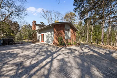 $1,050,000 | 1709 Curtis Road, Chapel Hill, NC 27514