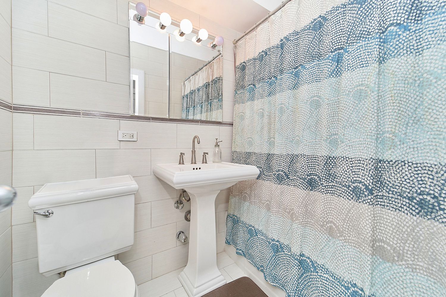 $3,200 | 175 Willoughby Street, Unit 6K | Downtown Brooklyn