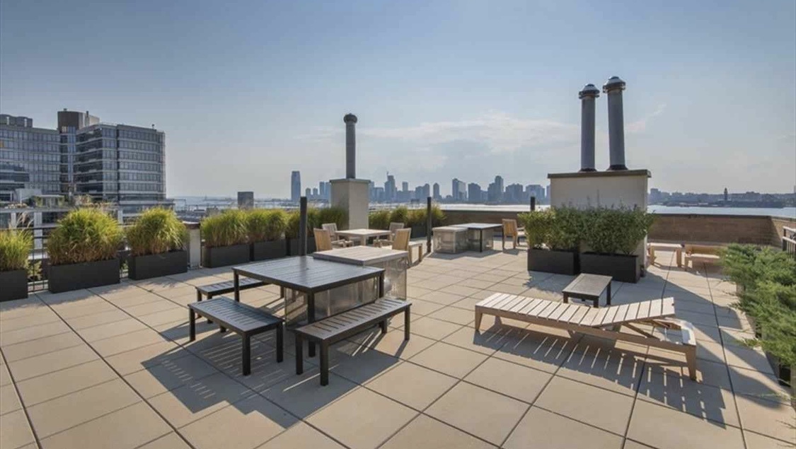 130 Barrow Street, Unit 302 Manhattan, NY 10014 - Photo 9 of 10